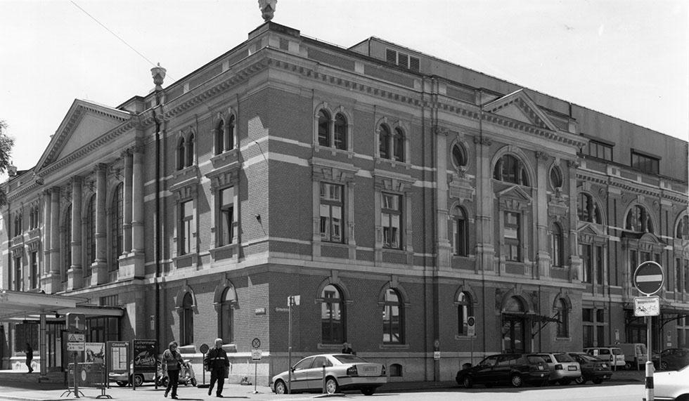 The Tonhalle in Zurich, where from 1979 onward lectures were held by the spiritual teachers through medium Beatrice Brunner