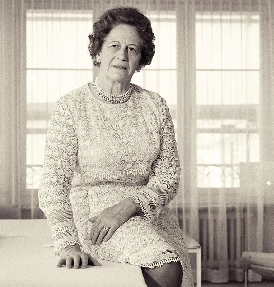 Portrait of medium Beatrice Brunner from the seventies